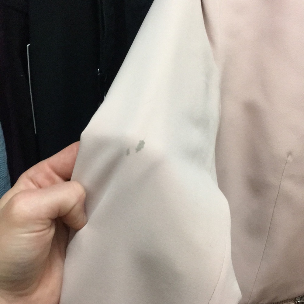 Blazer - Picture 3 of 3
